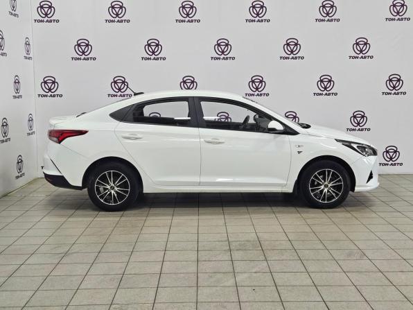 Hyundai Solaris II Рестайлинг с пробегом 2020 года, цена 1 255 000 рублей, 78741 км, седан, Автокод Объявления