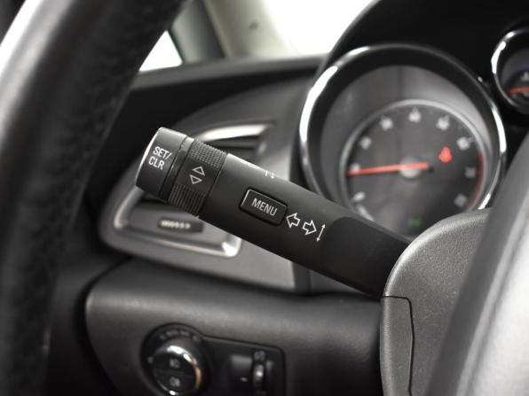 Opel Astra J с пробегом 2011 года, цена 689 900 рублей, 191091 км, хэтчбек, Автокод Объявления