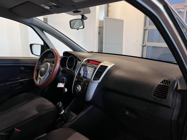 Kia Venga I с пробегом 2012 года, цена 761 000 рублей, 181610 км, компактвэн, Автокод Объявления