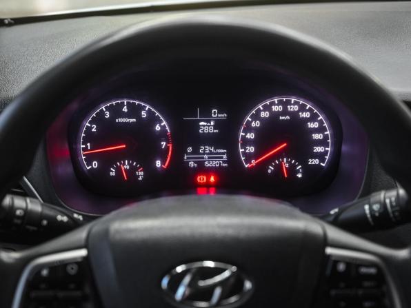 Hyundai Solaris II с пробегом 2017 года, цена 1 079 000 рублей, 152207 км, седан, Автокод Объявления