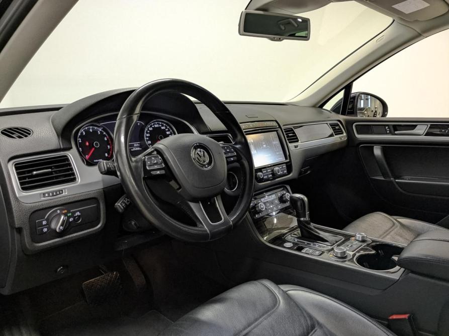 Volkswagen Touareg II Рестайлинг Санкт-Петербург  - изображение 15