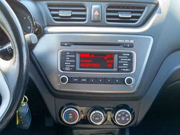 Kia Rio III с пробегом 2015 года, цена 999 000 рублей, 111539 км, хэтчбек, Автокод Объявления