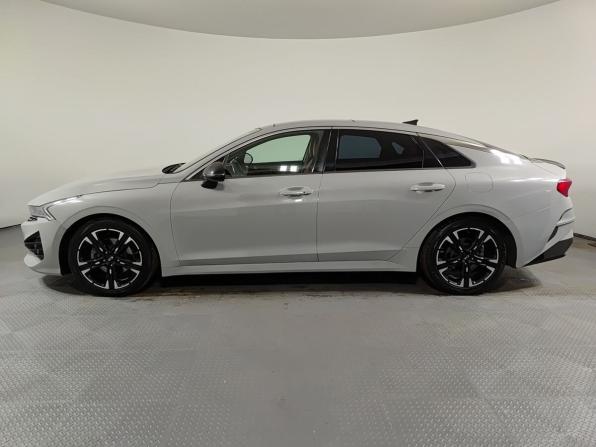 Kia K5 III с пробегом 2021 года, цена 2 790 000 рублей, 124100 км, седан, Автокод Объявления