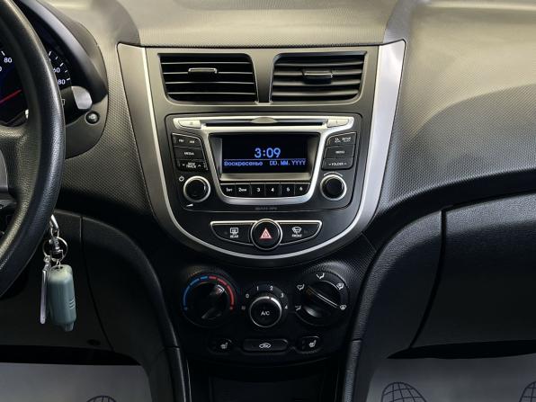 Hyundai Solaris I Рестайлинг с пробегом 2014 года, цена 937 000 рублей, 153334 км, седан, Автокод Объявления