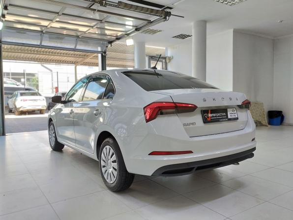 Skoda Rapid II с пробегом 2021 года, цена 1 650 000 рублей, 46305 км, лифтбек, Автокод Объявления