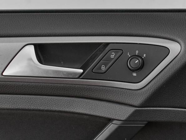 Volkswagen Golf VII с пробегом 2013 года, цена 1 450 000 рублей, 83703 км, хэтчбек, Автокод Объявления