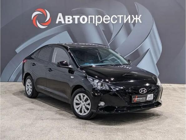 Hyundai Solaris II Рестайлинг с пробегом 2021 года, цена 1 635 000 рублей, 50493 км, седан, Автокод Объявления