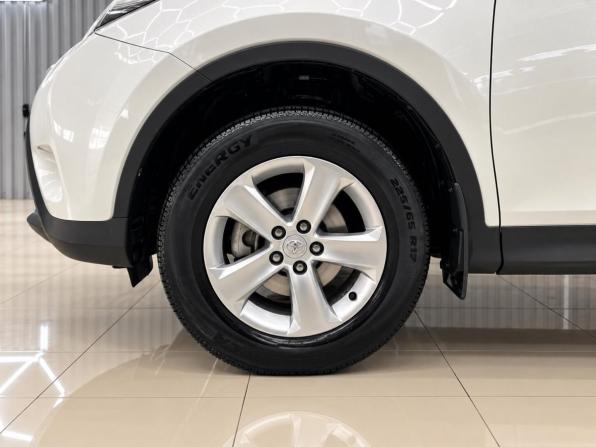 Toyota RAV4 IV (XA40) с пробегом 2013 года, цена 1 700 000 рублей, 233360 км, внедорожник, Автокод Объявления