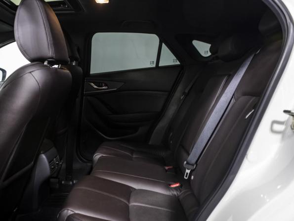 Mazda CX-4 I Рестайлинг с пробегом 2023 года, цена 2 818 000 рублей, 49350 км, внедорожник, Автокод Объявления