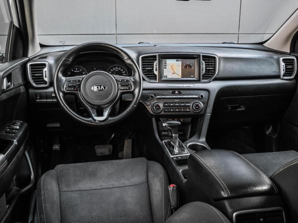 Kia Sportage IV с пробегом 2017 года, цена 1 799 000 рублей, 197813 км, внедорожник, Автокод Объявления