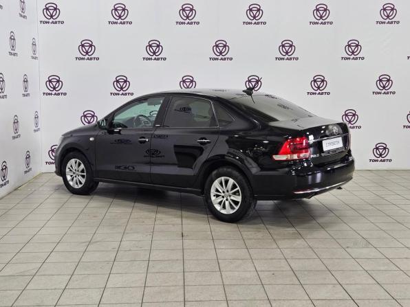 Volkswagen Polo V Рестайлинг с пробегом 2017 года, цена 995 000 рублей, 194668 км, седан, Автокод Объявления