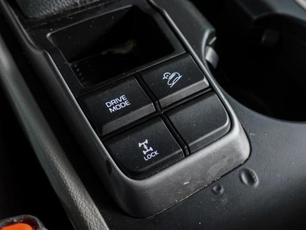 Hyundai Tucson III с пробегом 2017 года, цена 1 909 000 рублей, 137634 км, внедорожник, Автокод Объявления