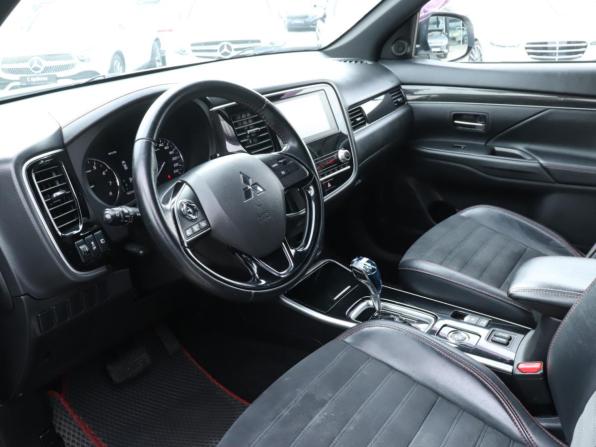 Mitsubishi Outlander III Рестайлинг 3 с пробегом 2020 года, цена 2 100 000 рублей, 168347 км, внедорожник, Автокод Объявления