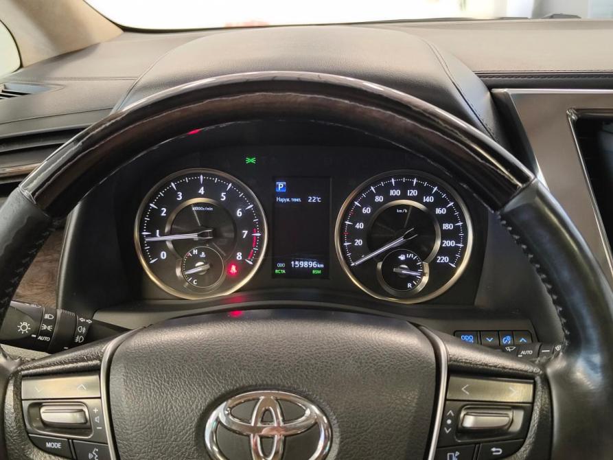 Toyota Alphard III Рестайлинг Санкт-Петербург  - изображение 19