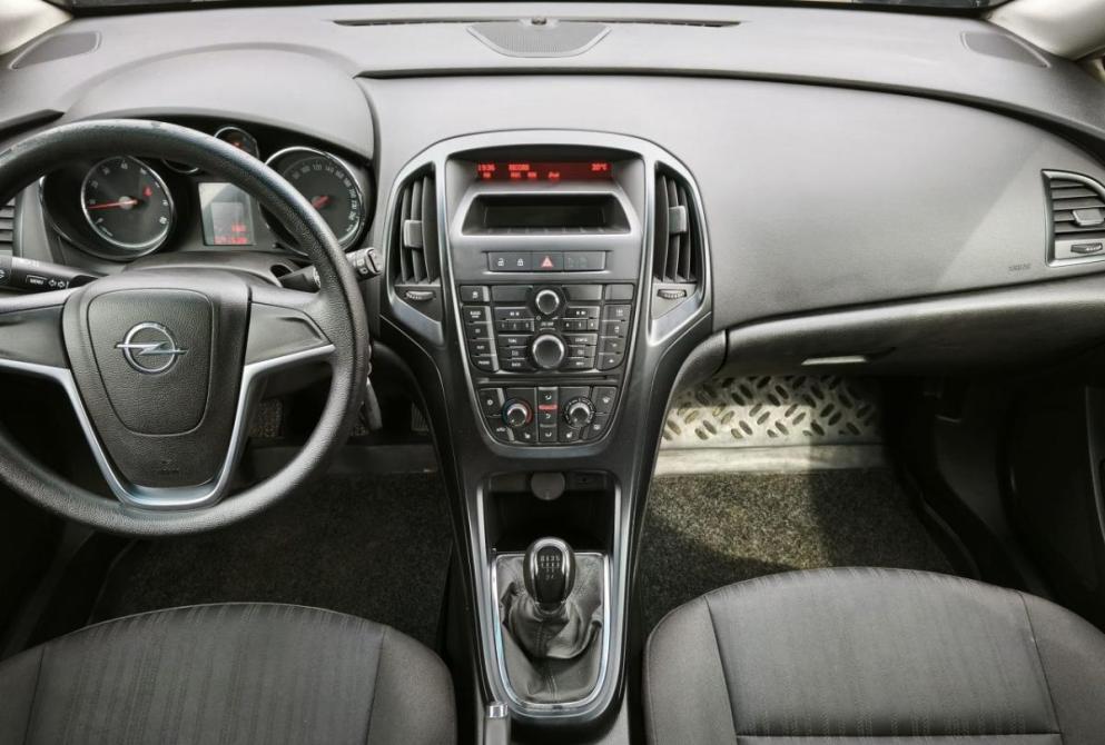 Opel Astra J Рестайлинг Сыктывкар  - изображение 17