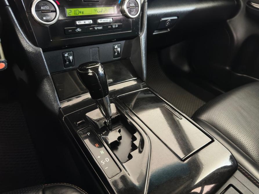 Toyota Camry VII (XV50) Великий Новгород  - изображение 19