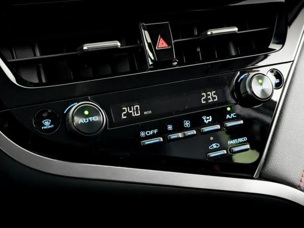 Toyota Camry VIII (XV70) Рестайлинг с пробегом 2022 года, цена 3 485 000 рублей, 44765 км, седан, Автокод Объявления
