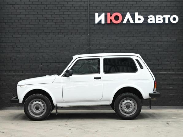 Lada (ВАЗ) Niva Legend с пробегом 2024 года, цена 780 000 рублей, 21823 км, внедорожник, Автокод Объявления