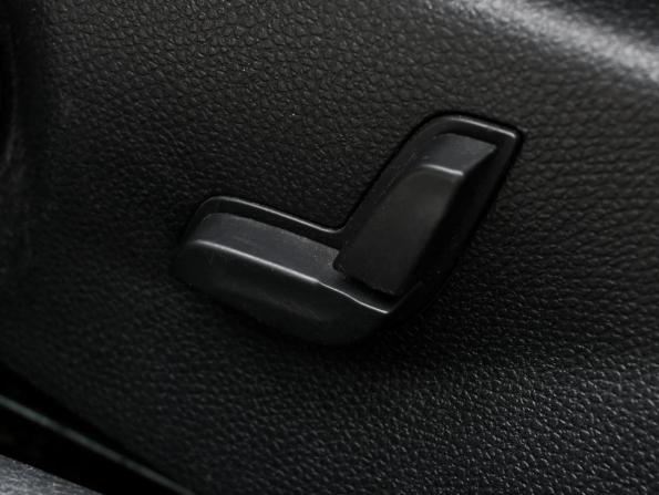 Mercedes-Benz C-Класс III (W204) Рестайлинг с пробегом 2011 года, цена 1 259 000 рублей, 173514 км, седан, Автокод Объявления