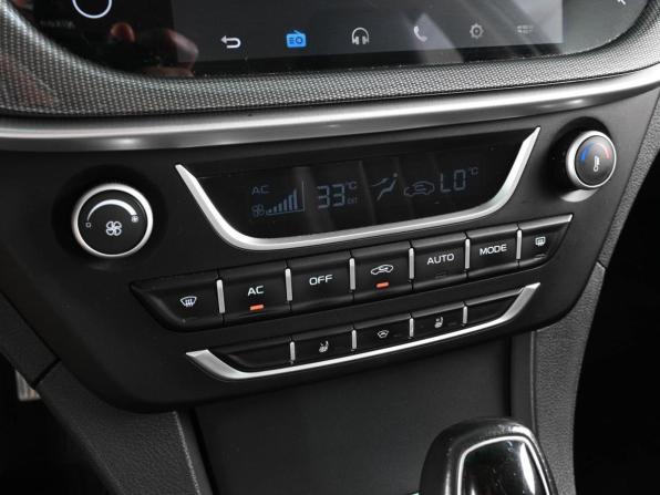 Geely Emgrand 7 I Рестайлинг с пробегом 2018 года, цена 1 060 000 рублей, 125517 км, седан, Автокод Объявления