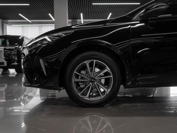 Kia K3 II (China Market) Рестайлинг с пробегом 2025 года, цена 2 575 000 рублей, 70 км, седан, Автокод Объявления
