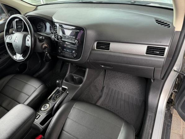 Mitsubishi Outlander III Рестайлинг 2 с пробегом 2015 года, цена 1 649 000 рублей, 166002 км, внедорожник, Автокод Объявления