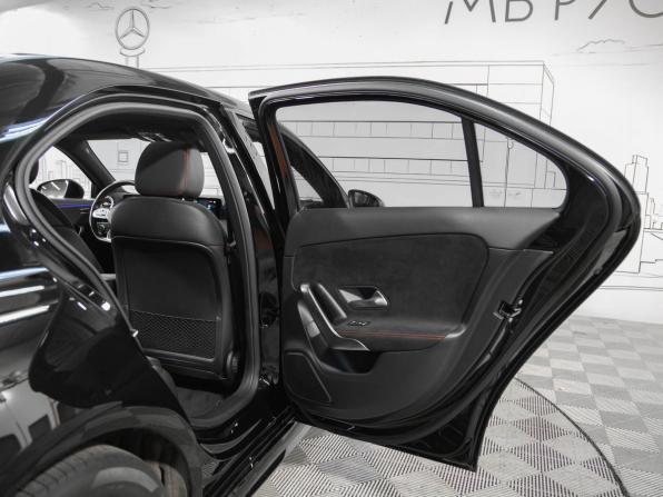 Mercedes-Benz A-Класс IV (W177) с пробегом 2022 года, цена 3 099 000 рублей, 37174 км, седан, Автокод Объявления