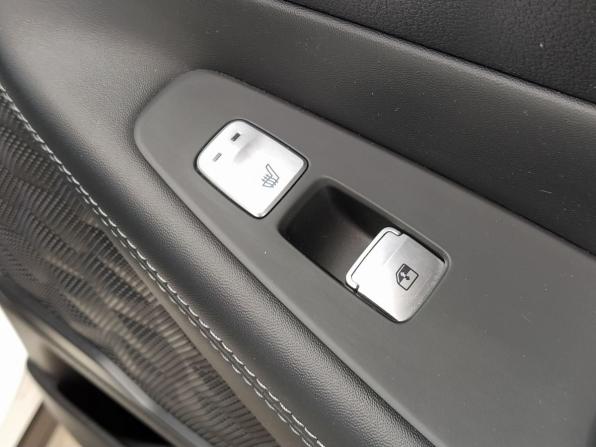 Hyundai Santa Fe IV Рестайлинг с пробегом 2021 года, цена 4 200 000 рублей, 65492 км, внедорожник, Автокод Объявления