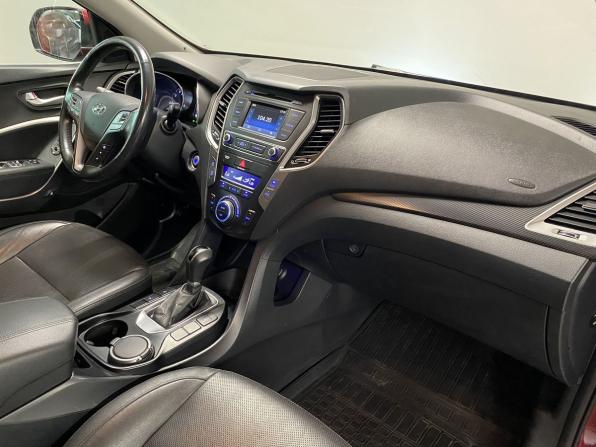 Hyundai Santa Fe III Рестайлинг с пробегом 2017 года, цена 1 725 000 рублей, 135222 км, внедорожник, Автокод Объявления