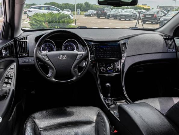 Hyundai Sonata VI (YF) с пробегом 2012 года, цена 1 330 000 рублей, 160041 км, седан, Автокод Объявления