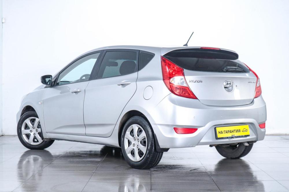 Hyundai Solaris I Челябинск  - изображение 5