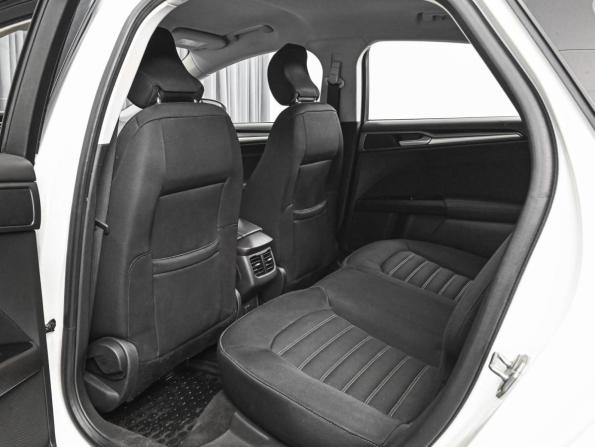 Ford Mondeo V с пробегом 2015 года, цена 1 134 000 рублей, 278152 км, седан, Автокод Объявления
