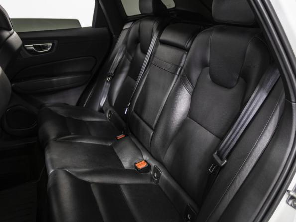 Volvo XC60 II с пробегом 2020 года, цена 4 098 000 рублей, 70000 км, внедорожник, Автокод Объявления