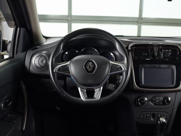 Renault Sandero II Рестайлинг с пробегом 2018 года, цена 949 995 рублей, 89640 км, хэтчбек, Автокод Объявления