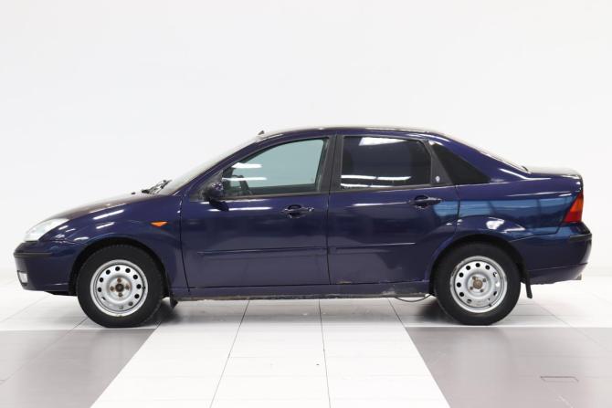 Ford Focus I Рестайлинг с пробегом 2003 года, цена 218 000 рублей, 255408 км, седан, Автокод Объявления