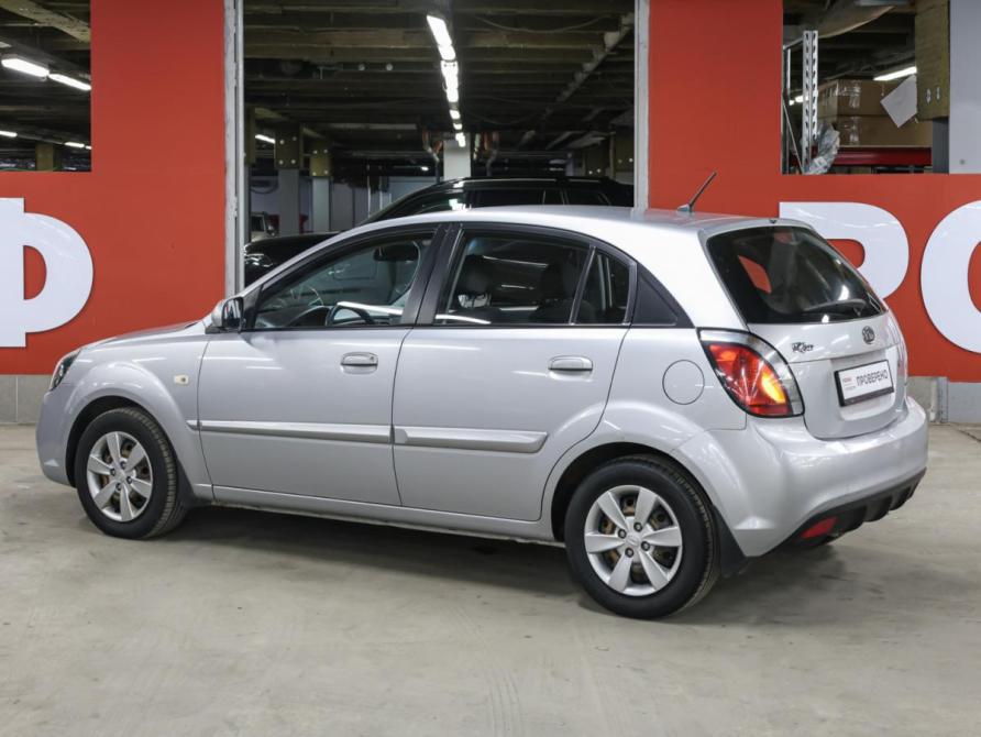 Kia Rio III Москва  - изображение 8