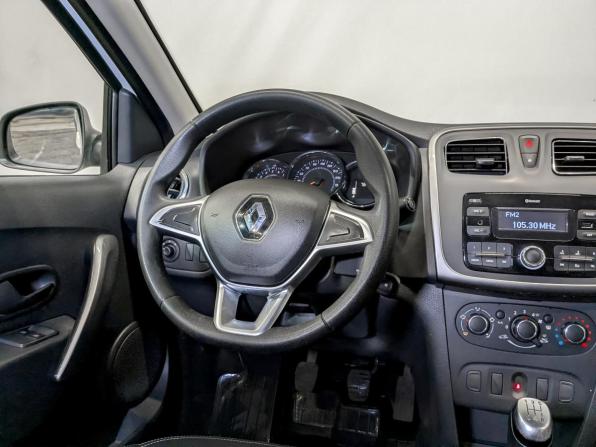 Renault Logan II Рестайлинг с пробегом 2021 года, цена 1 265 000 рублей, 78798 км, седан, Автокод Объявления
