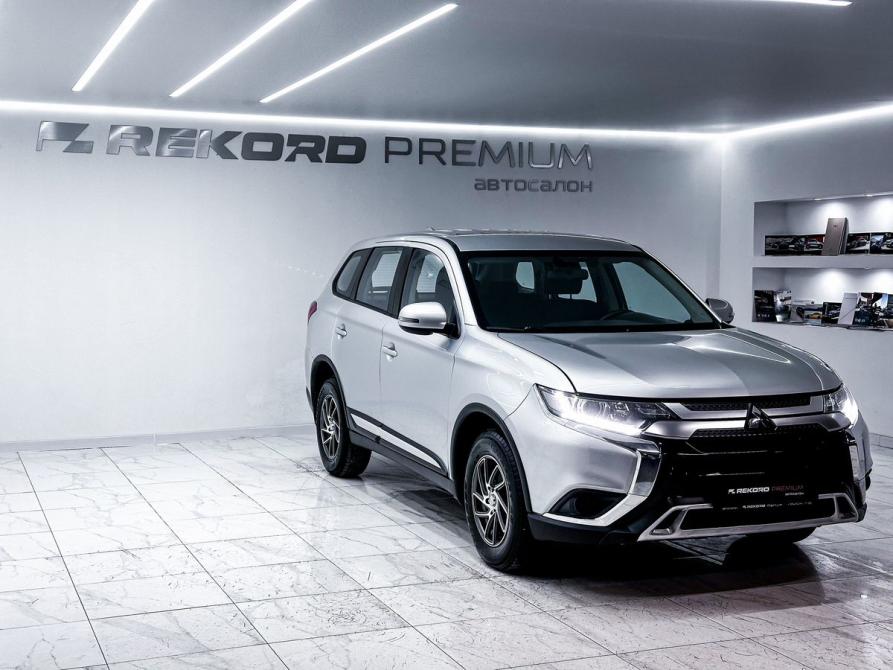 Mitsubishi Outlander III Рестайлинг 3 Уфа  - изображение 2