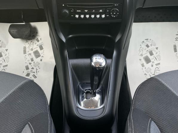 Citroen C3 II с пробегом 2011 года, цена 450 000 рублей, 239000 км, хэтчбек, Автокод Объявления