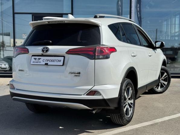 Toyota RAV4 IV (XA40) Рестайлинг с пробегом 2018 года, цена 2 270 000 рублей, 133127 км, внедорожник, Автокод Объявления