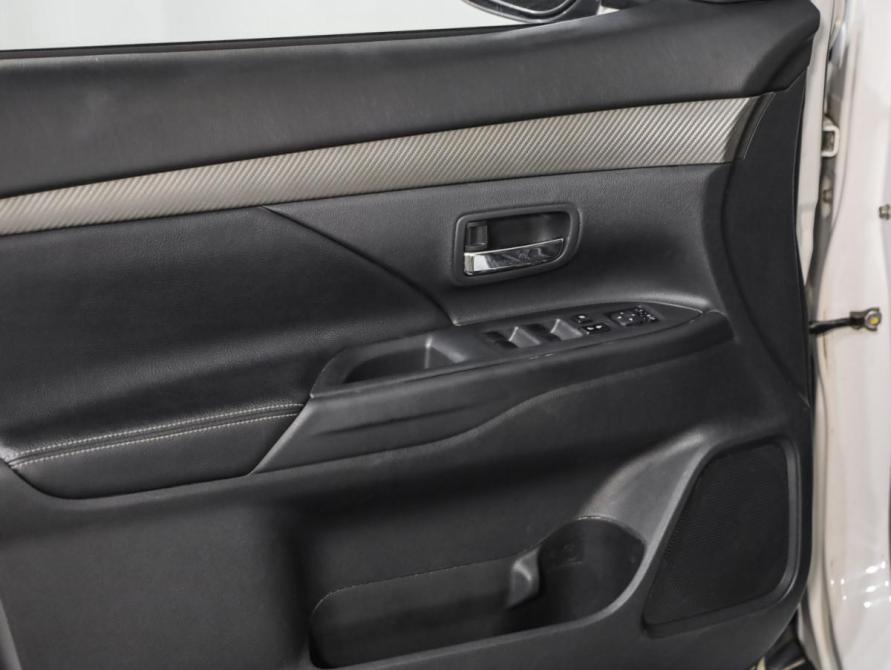 Mitsubishi Outlander III Санкт-Петербург  - изображение 20