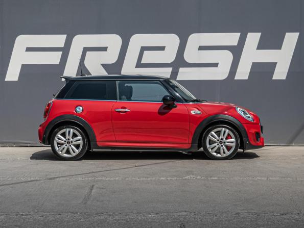 Mini Hatch III (F55/F56) с пробегом 2016 года, цена 2 385 000 рублей, 78458 км, хэтчбек, Автокод Объявления