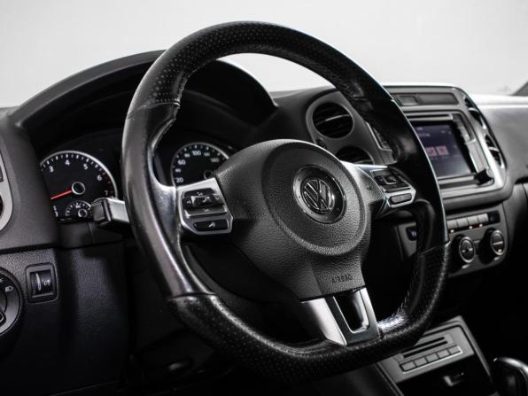 Volkswagen Tiguan I Рестайлинг с пробегом 2016 года, цена 1 690 000 рублей, 140500 км, внедорожник, Автокод Объявления