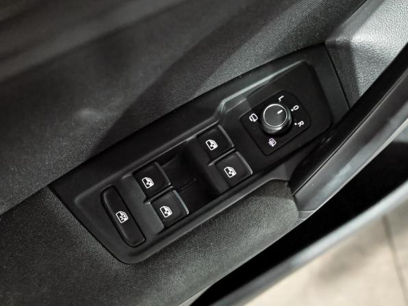 Volkswagen Tiguan II с пробегом 2018 года, цена 2 650 000 рублей, 105103 км, внедорожник, Автокод Объявления