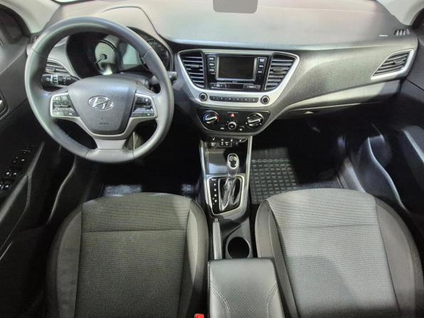 Hyundai Solaris II с пробегом 2018 года, цена 1 275 000 рублей, 160000 км, седан, Автокод Объявления
