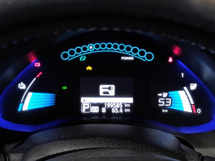 Nissan Leaf I (ZE0/AZE0) Казань  - изображение 16