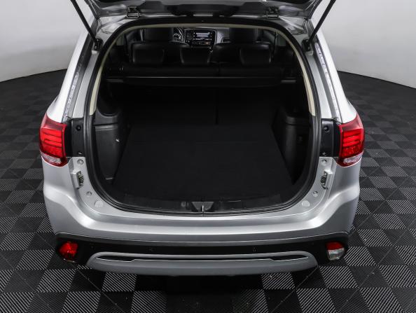 Mitsubishi Outlander III Рестайлинг 3 с пробегом 2018 года, цена 2 300 000 рублей, 108591 км, внедорожник, Автокод Объявления