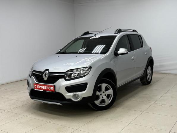 Renault Sandero II с пробегом 2016 года, цена 900 000 рублей, 105913 км, хэтчбек, Автокод Объявления