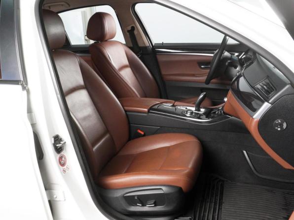 BMW 5 серии VI (F10/F11/F07) Рестайлинг с пробегом 2015 года, цена 2 429 000 рублей, 235700 км, седан, Автокод Объявления