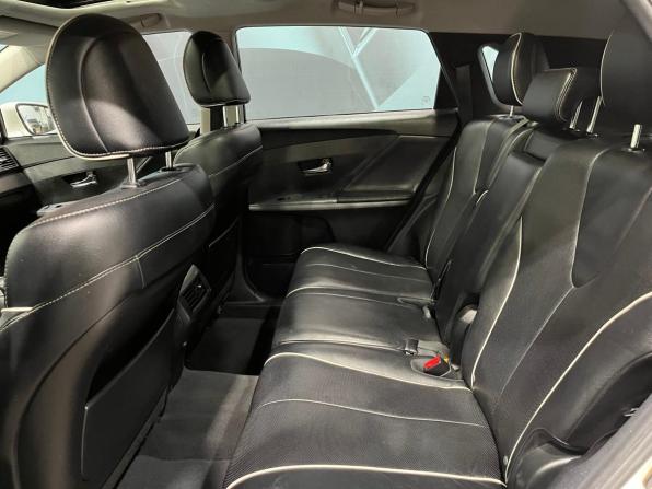 Toyota Venza I Рестайлинг с пробегом 2013 года, цена 1 849 000 рублей, 190314 км, внедорожник, Автокод Объявления